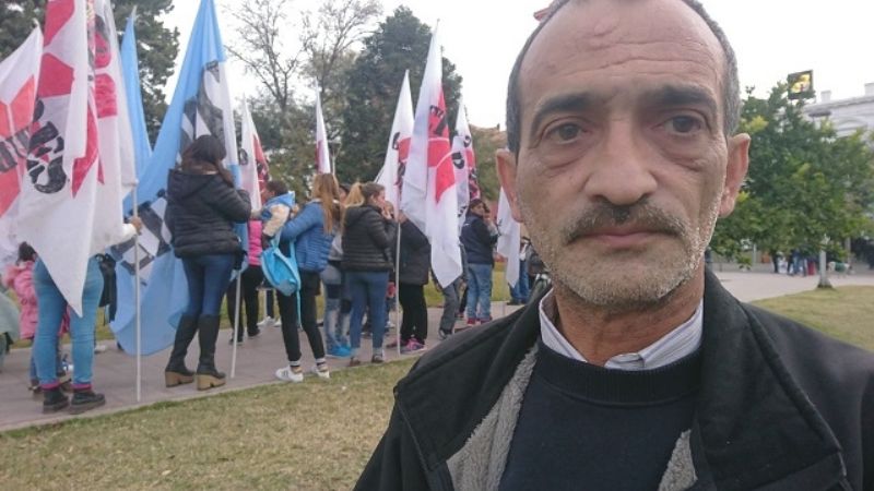 Marcha en contra de la reformulación de las Fuerzas Armadas