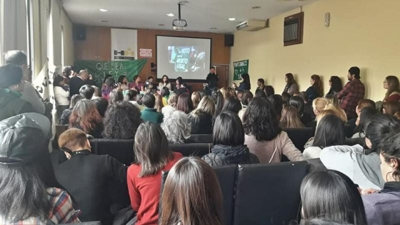 Se llevó a cabo el Conversatorio sobre el aborto legal