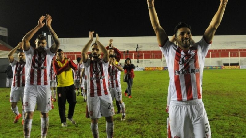 El “Ciruja” bajó al “Patrón” y sigue en Copa Argentina