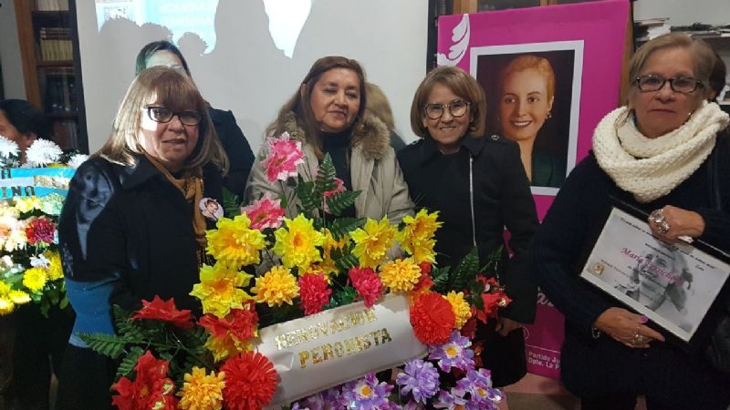 La Rama Femenina del PJ La Paz recordó a Eva Perón