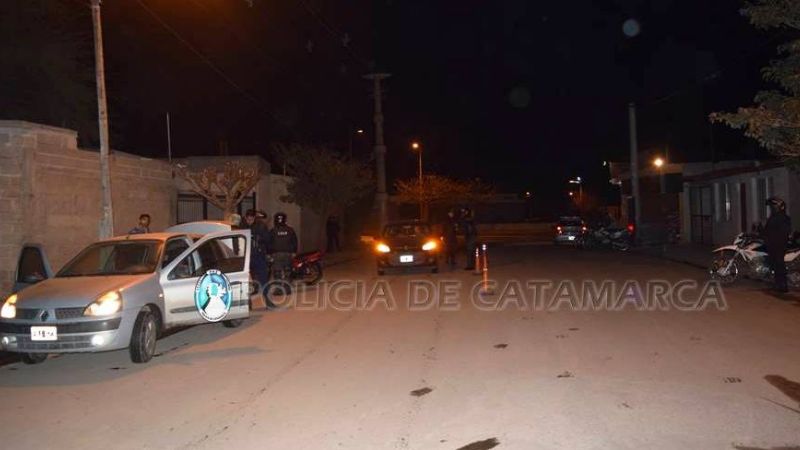 Secuestran dos motos y arrestan a tres jóvenes en un operativo