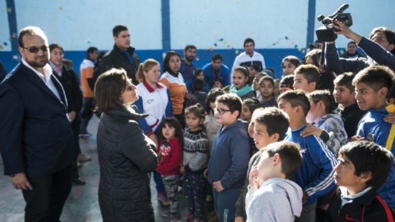 La Gobernadora participó en el cierre de las Colonias de Invierno