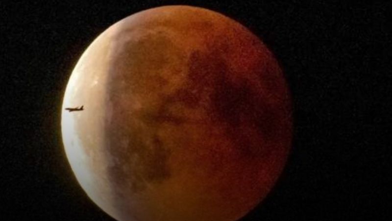 Así fue el eclipse lunar más largo del siglo