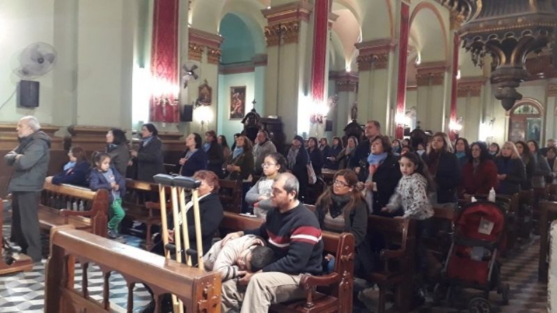 Rosario por el niño por nacer y su madre en la Catedral