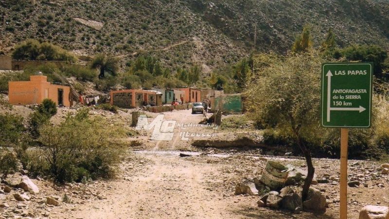 Caminó más de tres horas con temperaturas bajo cero para comunicar la muerte de su beba