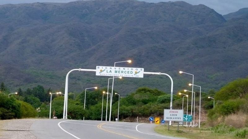 Volcó un auto cerca de La Merced