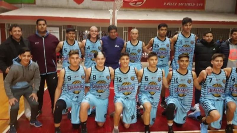 Una caída y un triunfo del U17 en el Regional de Básquet