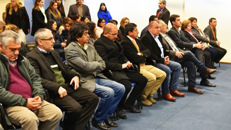 Empleados del Senado recibieron sus certificados de capacitación