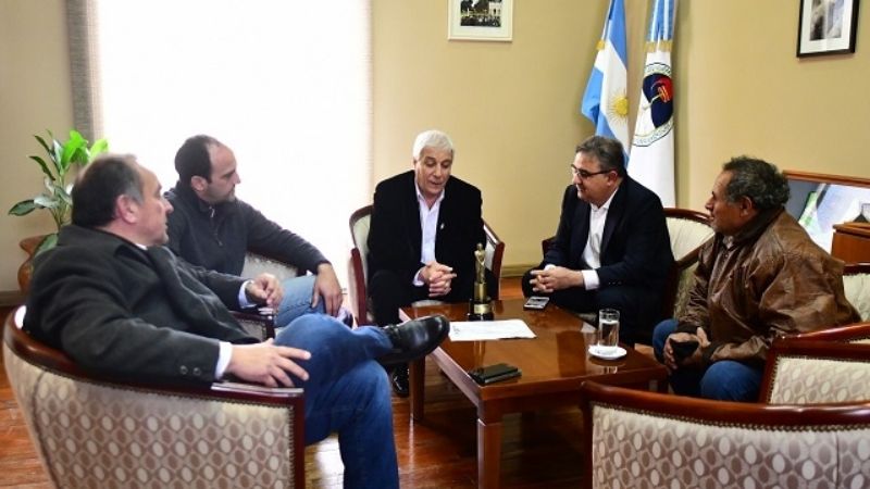 Jalil recibió al ganador  del Martín Fierro Federal, Claudio Veracruz