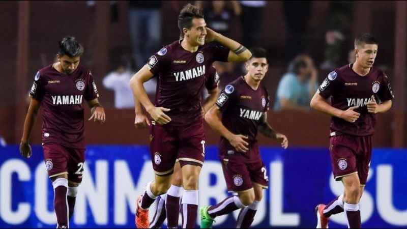 Lanús frente a Douglas Haig por la Copa Argentina