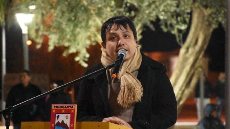 Remodelación total de la plaza de Salado, Tinogasta