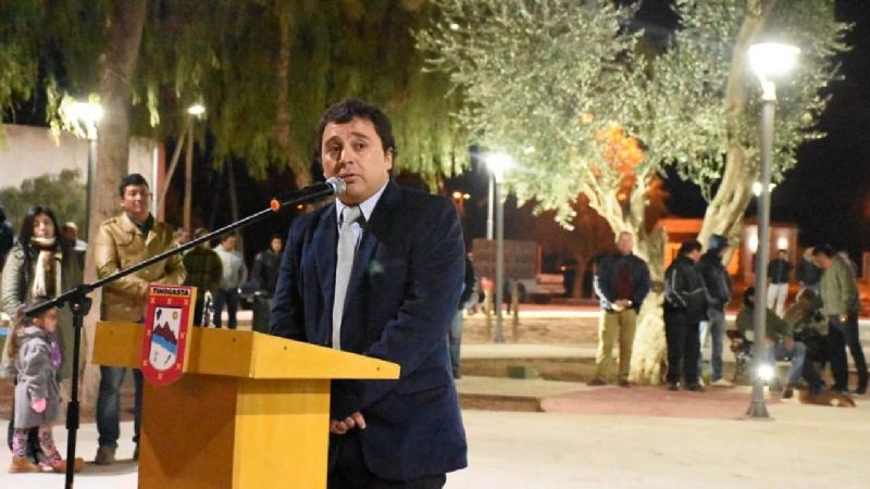 Remodelación total de la plaza de Salado, Tinogasta