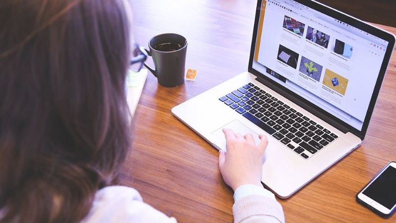 Cómo proteger los ojos de las pantallas digitales