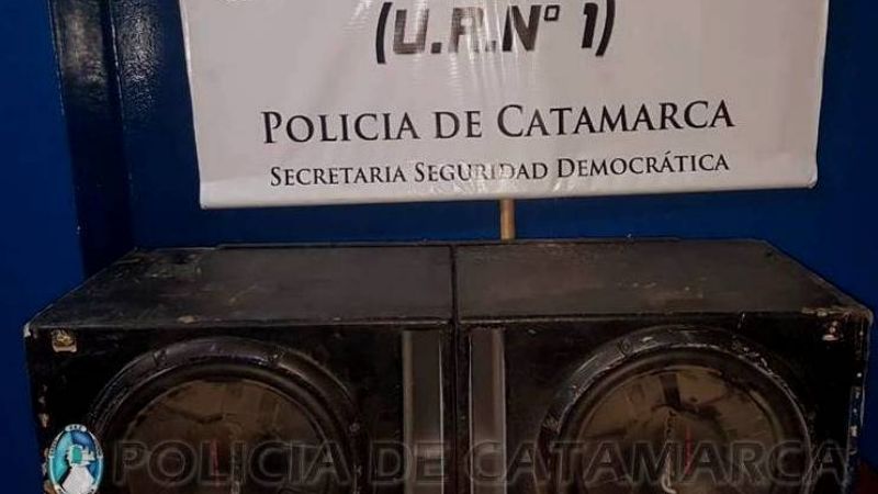 Secuestran un parlante oculto en un descampado