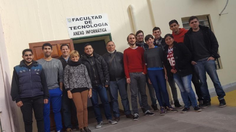 Capacitadores de la Fundación Sadosky en la Facultad de Tecnología