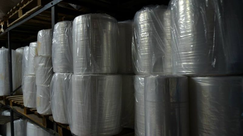 Fábrica con deudas resiste a la crisis y se niega a cerrar