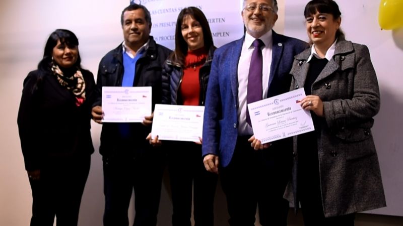 Reconocen a empleados con 30 años de servicio en el Senado