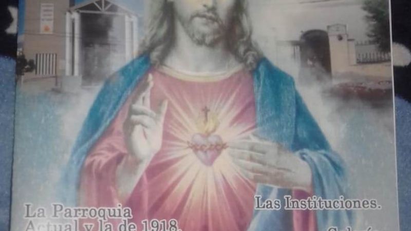 Presentaron la revista Aniversario de la parroquia del Sagrado Corazón de Jesús