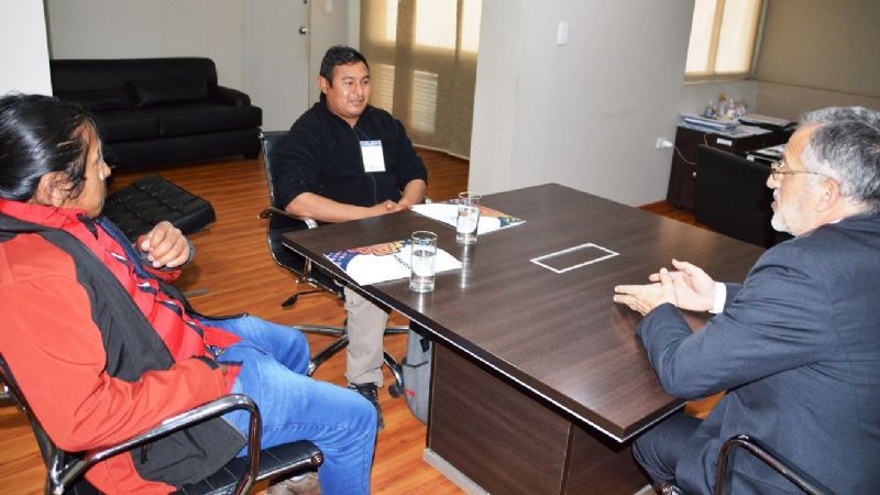 El cacique de Antofalla visitó el Senado