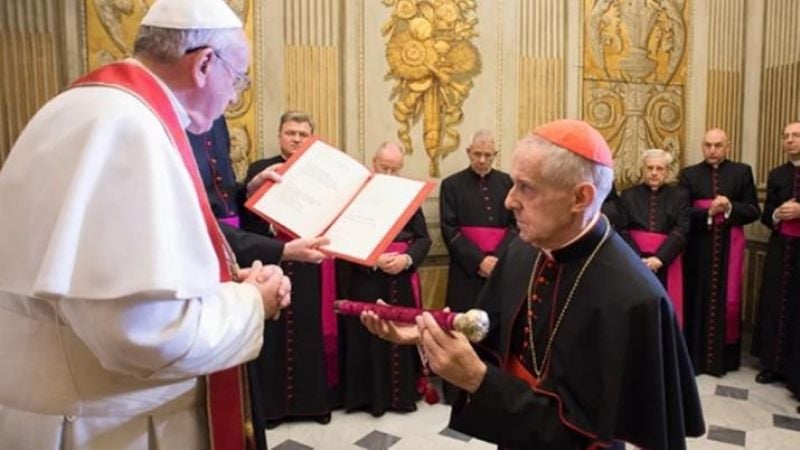 Murió el cardenal que anunció al mundo que Bergoglio era el nuevo Papa