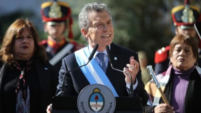 Macri reconoció "temas de la propia gestión" entre las causas de la "tormenta" económica