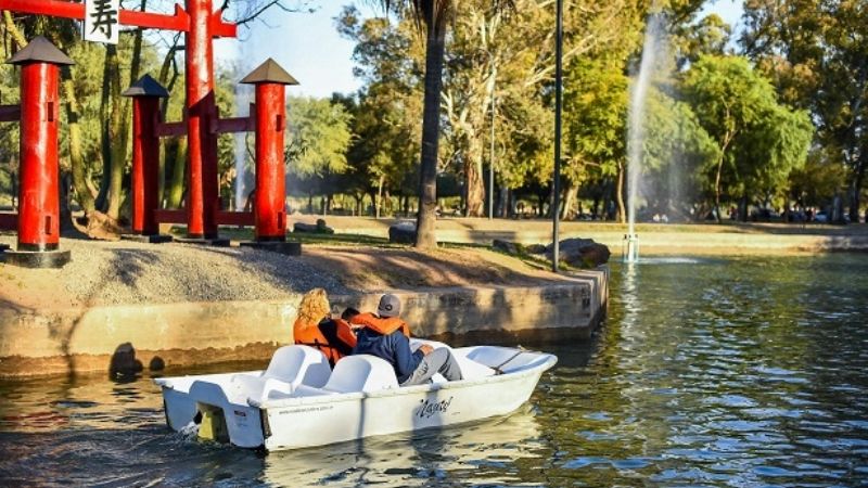 Feria de Food Trucks en el Parque Adán Quiroga
