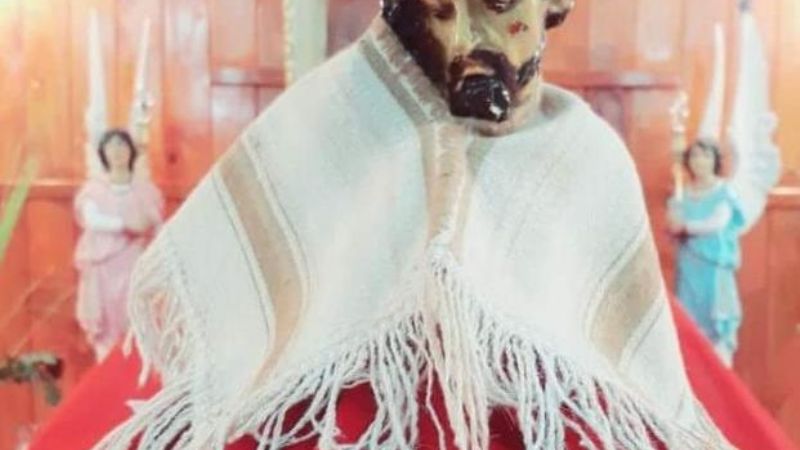 Fue consagrado el altar y dedicado el templo del barrio Huaco, en Belén