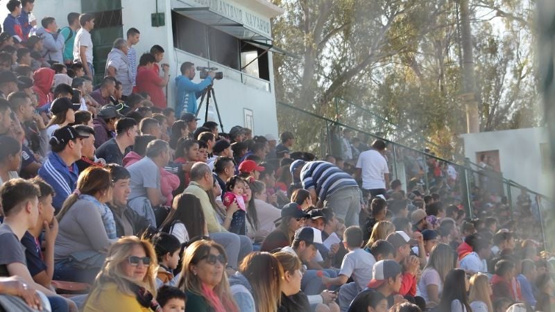 Superclásico “Santo” y goleada de “Tesho” a Vélez