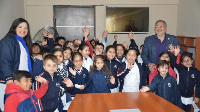 Estudiantes del Nivel Primario visitaron el Senado