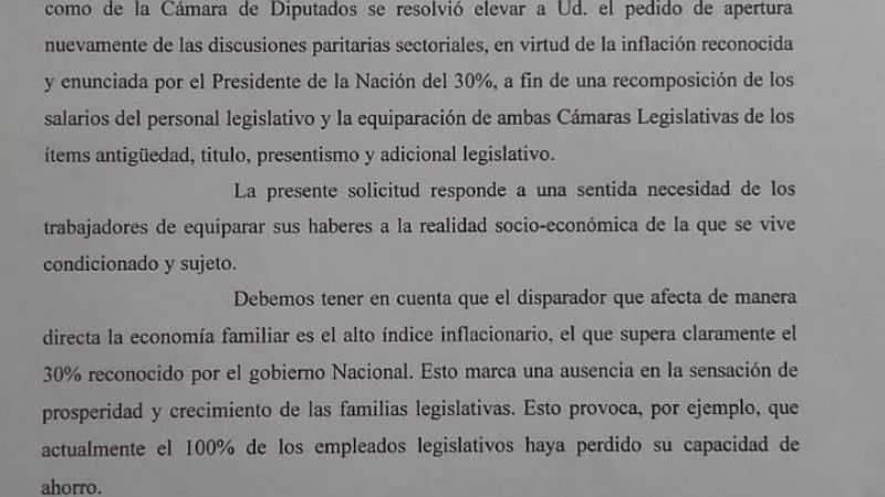 Legislativos piden reabrir las paritarias