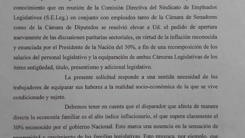 Legislativos piden reabrir las paritarias