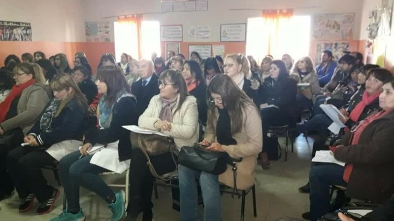 Importante capacitación sobre Escuelas Saludables