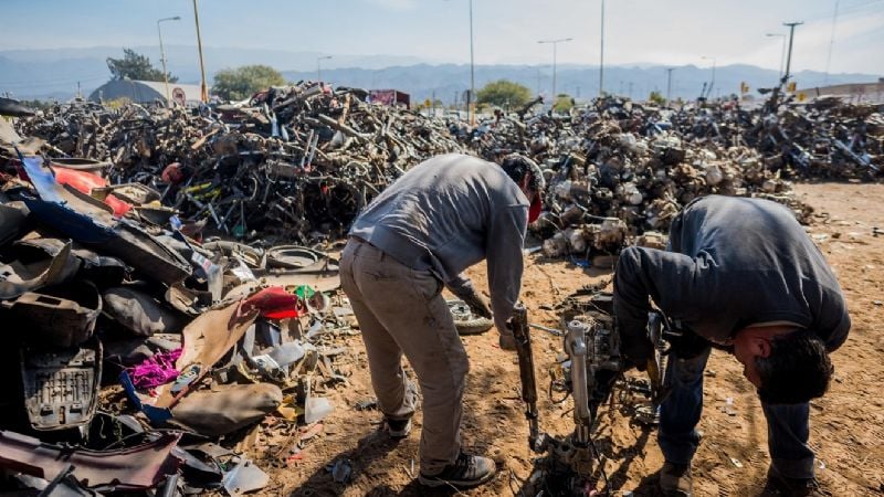 Ex empleados de Yersiplast conformaron una cooperativa