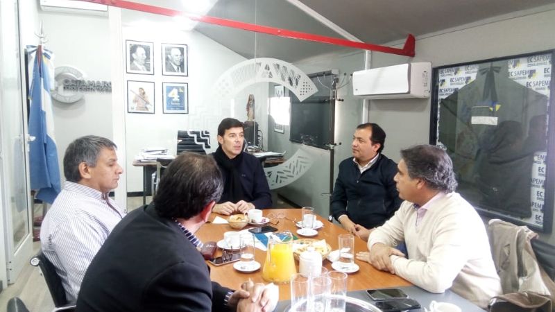 Santa María delineó acciones con áreas del Gobierno Provincial