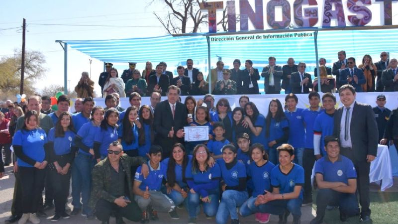 Se entregaron los premios “Tinogasta de Plata”