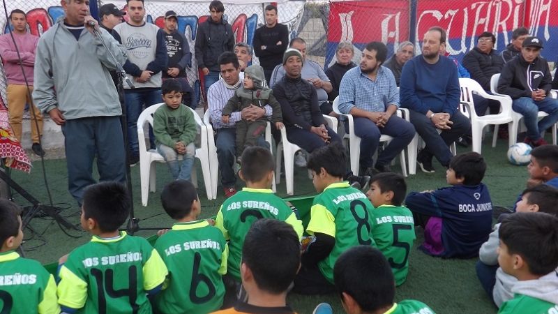Inauguraron Escuelita de Fútbol César “Ancuero” Nieva