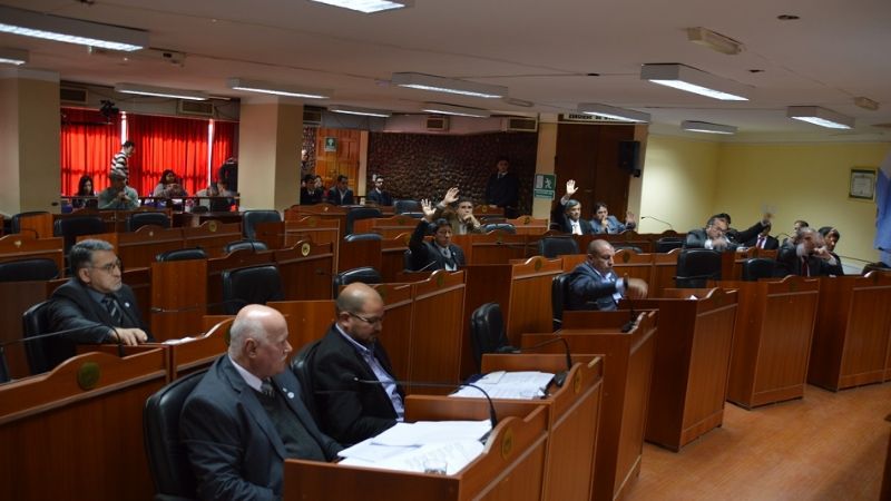 Senadores aprobaron con modificaciones la Ley “Antiplus”