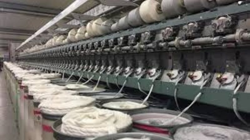 Según la UIA, la industria se desplomó un 8,4% en junio