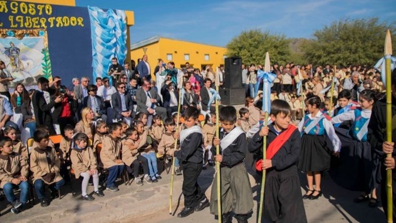 Acto en conmemoración al General San Martín, en FME