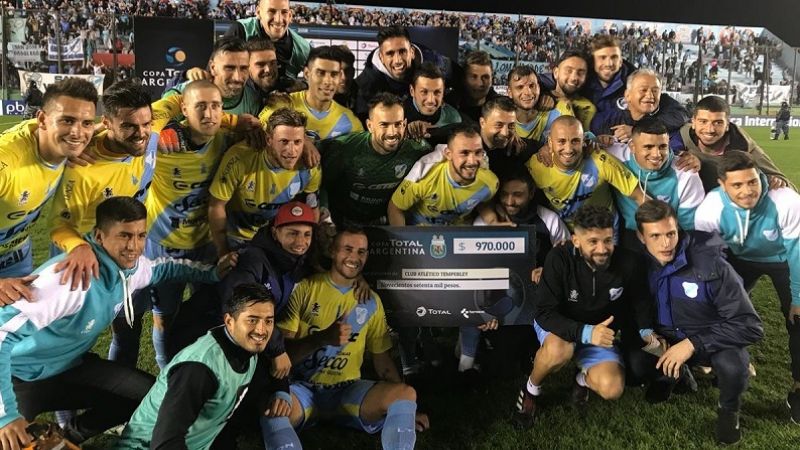 Temperley fue mucho para un débil Deportivo Maipú