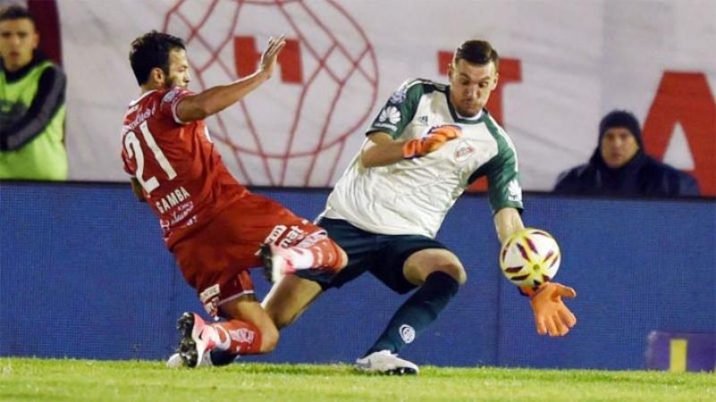 Armani va por un récord histórico en el arco de River