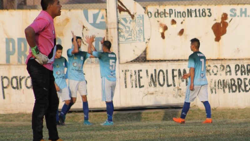 Independiente puso orden y goleó a La Merced