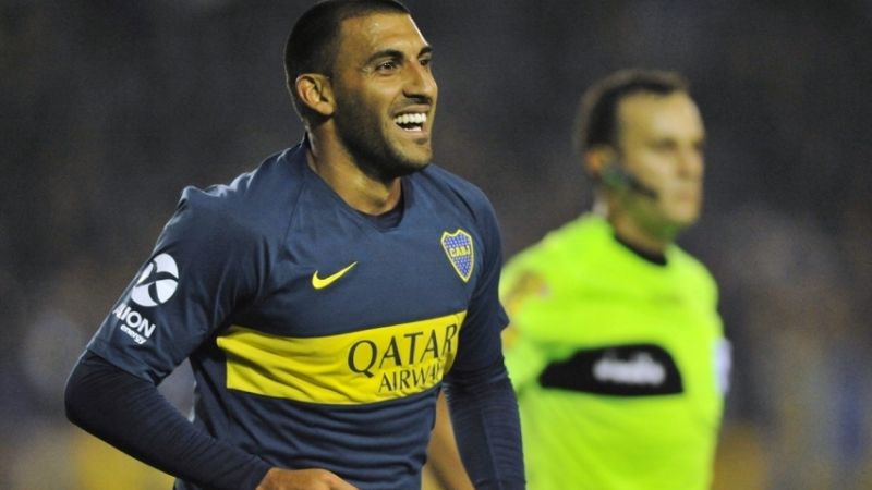 “Wanchope” a un gol de Cauteruccio en Copa Argentina