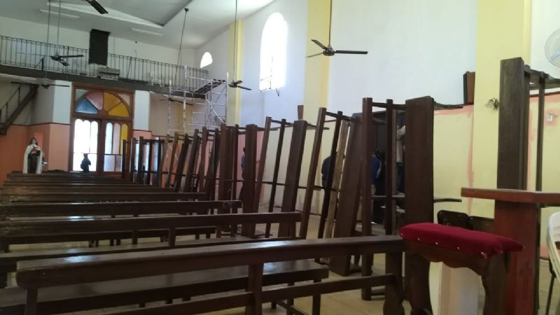 Pintaron el templo parroquial en Recreo