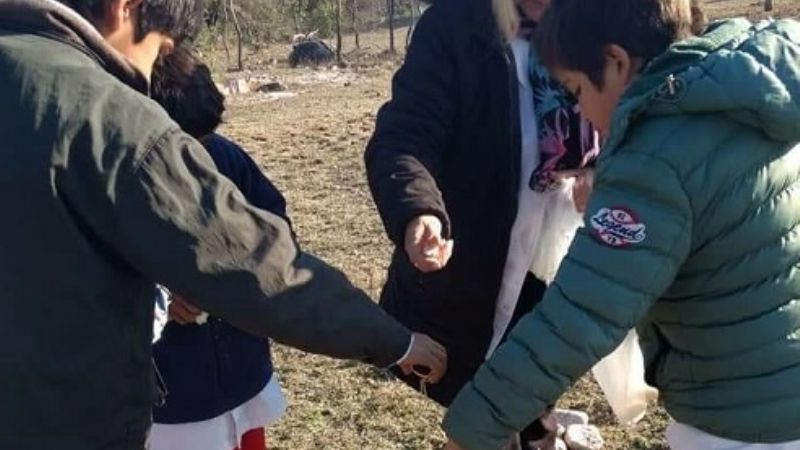 Alumnos y docentes homenajearon a "La Pachamama"