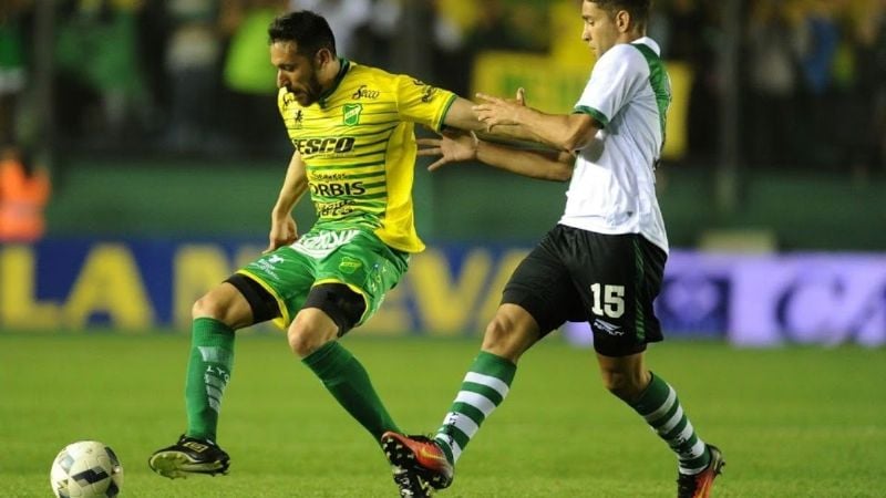 Defensa y Banfield juegan la ida de 8vos. en la Sudamericana