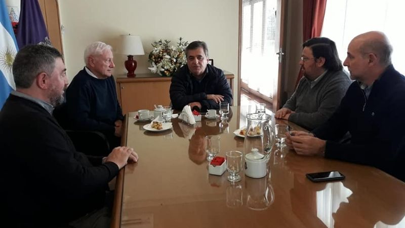 Fama: “Los docentes no pueden ser la variable de ajuste”