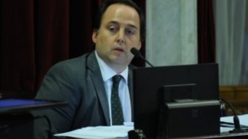 Mera aclaró que el Senado “no será responsable” si se filtran imágenes de los allanamientos