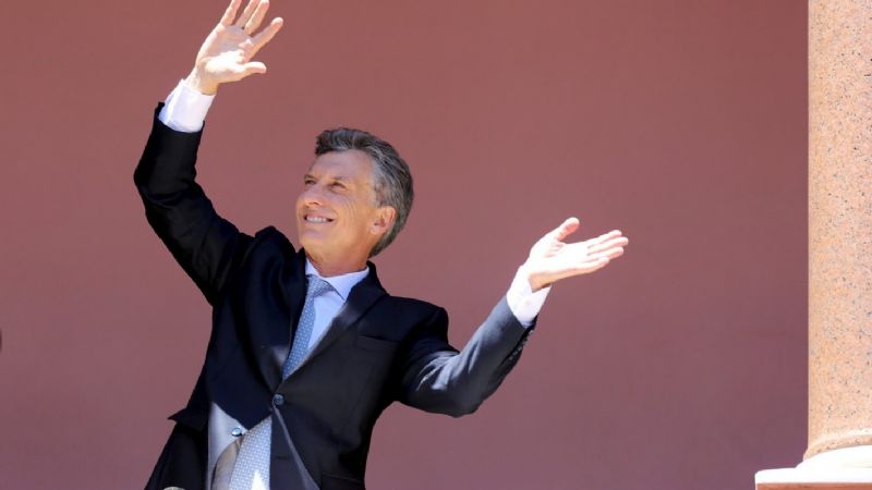 Macri y el ajuste como política: quemar las naves para saltar a un mar embravecido