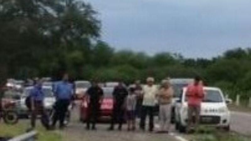 Protesta de municipales en Chumbicha